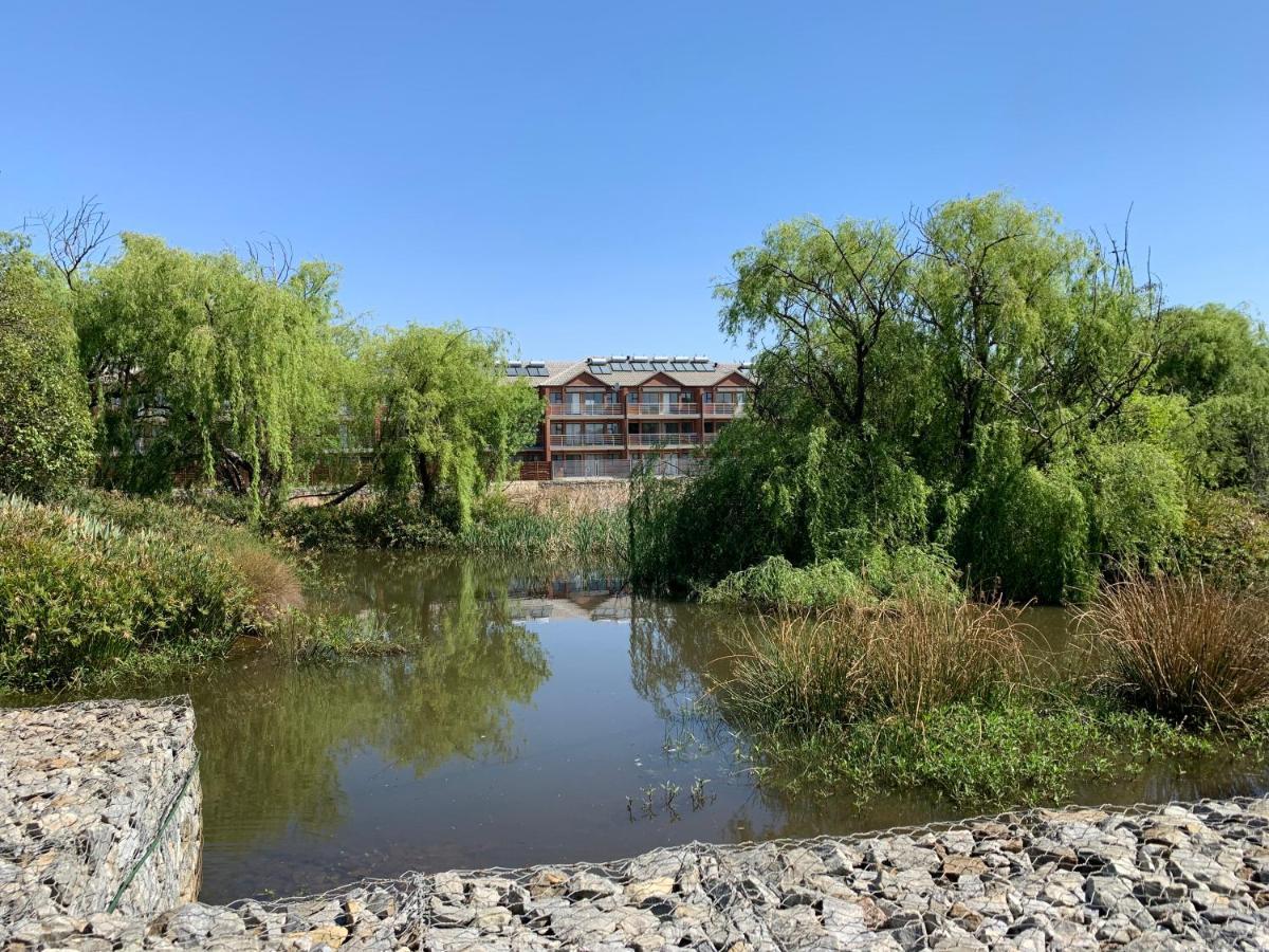 Or Tambo Self Catering Apartments, The Willows ボックスバーグ エクステリア 写真